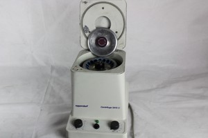 Thumbnail image of Centrifuge 5415C