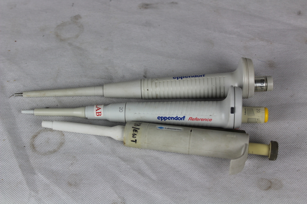 Image of 3 x Untested Pippetes