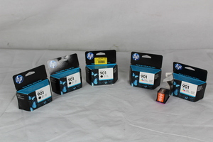 Thumbnail image of 5 Genuine HP Officejet 901 Ink Cartridges 3 x black, 2 x colour