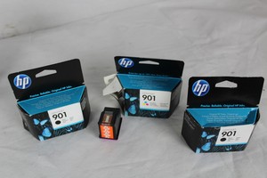 Thumbnail image of 5 Genuine HP Officejet 901 Ink Cartridges 3 x black, 2 x colour