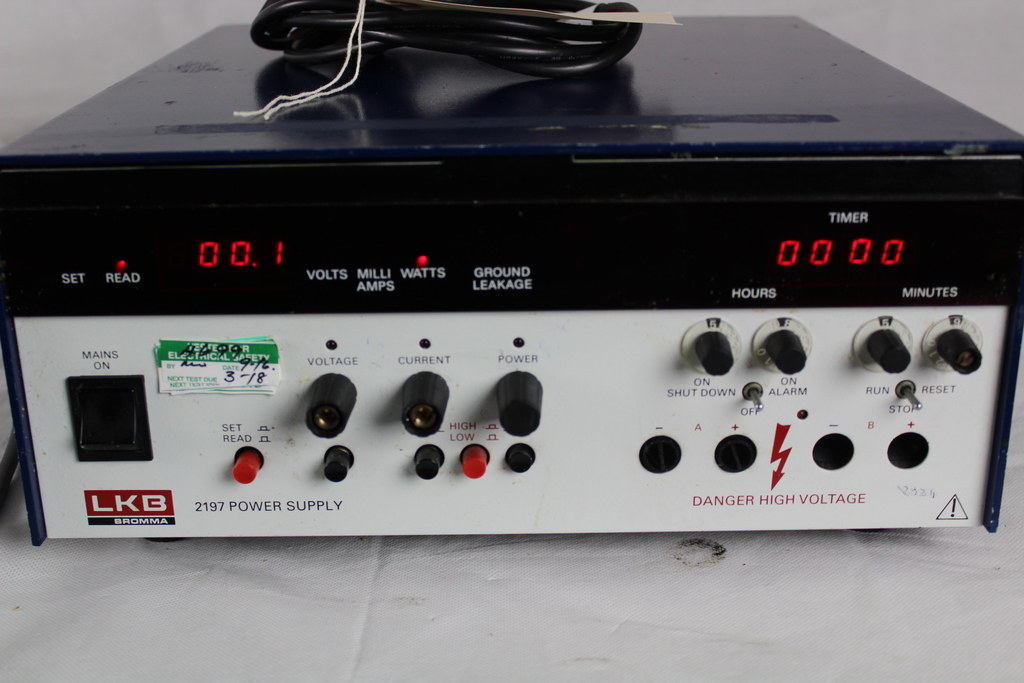 Image of LKB Bromma 2197 2500VDC 250mA 100W Electrophoresis Lab High Voltage Power Supply