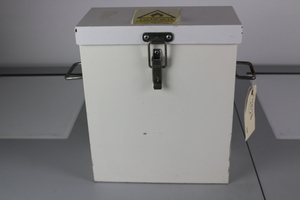 Thumbnail image of Lab Gas Canister/Liquids Safety Cabinet/Carry Case 38 cm h x 32 cm l x 17.5 cm 
