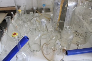 Thumbnail image of Job Lot of Lab Glassware ranging from 20L flasks to 100ml Flasks