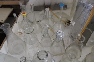 Thumbnail image of Job Lot of Lab Glassware ranging from 20L flasks to 100ml Flasks