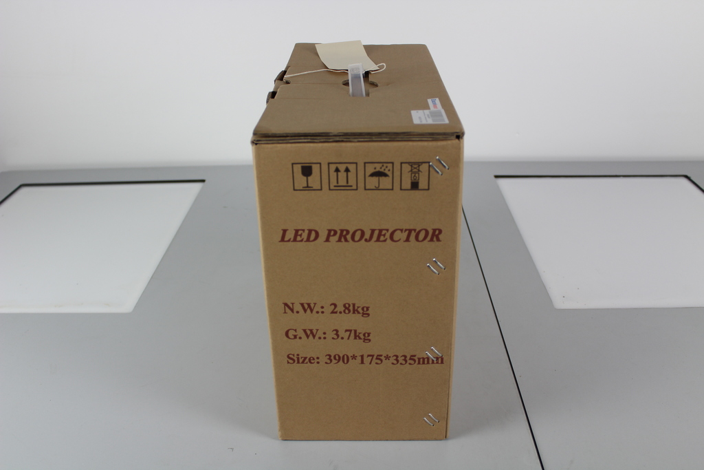 Image of LED 96+ Native 1280*800 Projector White