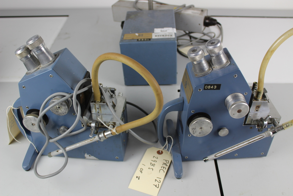 Image of 2 x Refractometer and Lamp
