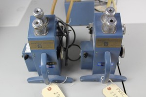 Thumbnail image of 2 x Refractometer and Lamp