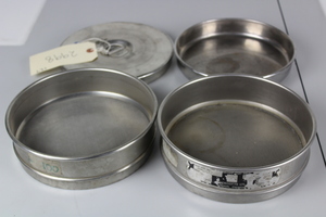 Thumbnail image of  2 Endecotts Laboratory Test Sieves + Lid & Base Steel 21 x 6.5cm 100 + 1000 um