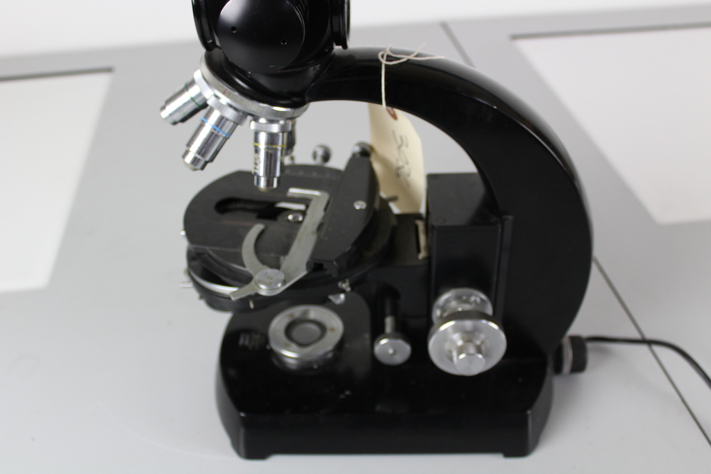 Image of Compound Microscope
