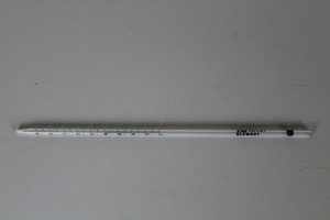 Thumbnail image of 2 ml volumetric glass pipettes x 325 (approx)