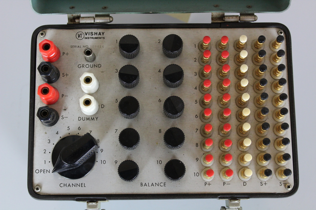 Image of Switch and Balance Unit, Model SB-1, in Carry Case