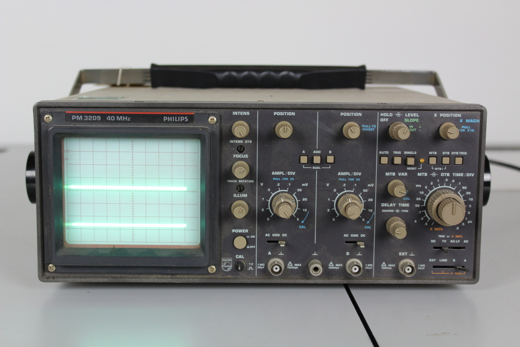 Image of PM 3209 Oscilloscope, 40MHz