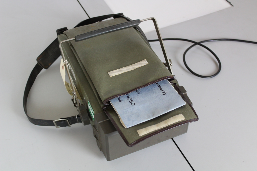 Image of V-209 Two Channel Oscilloscope, 20 MHz