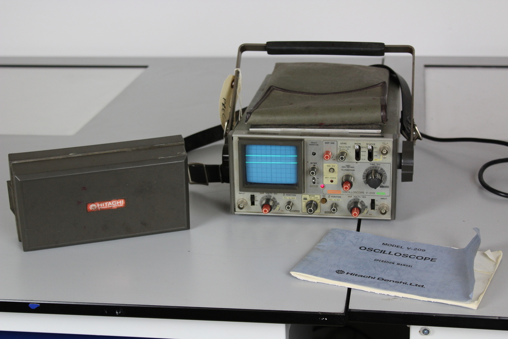 Image of V-209 Two Channel Oscilloscope, 20 MHz