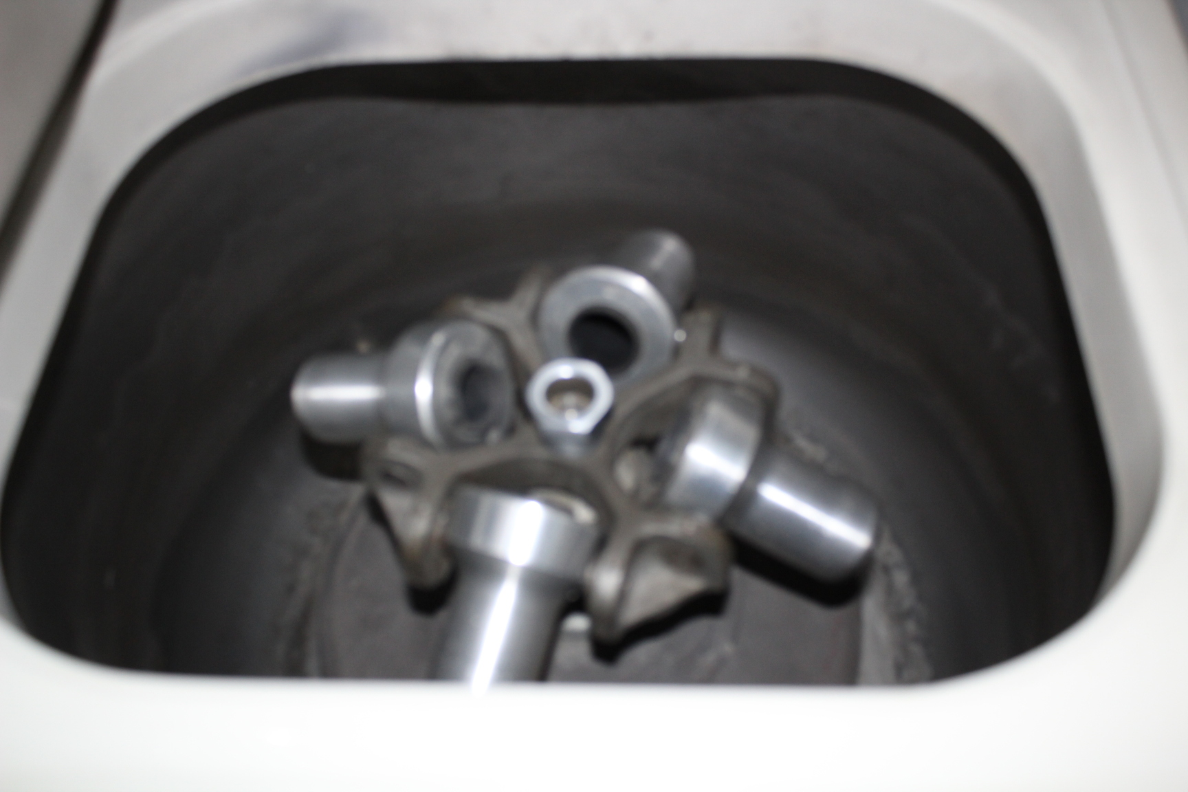 Image of Mistral 2L Floor Centrifuge