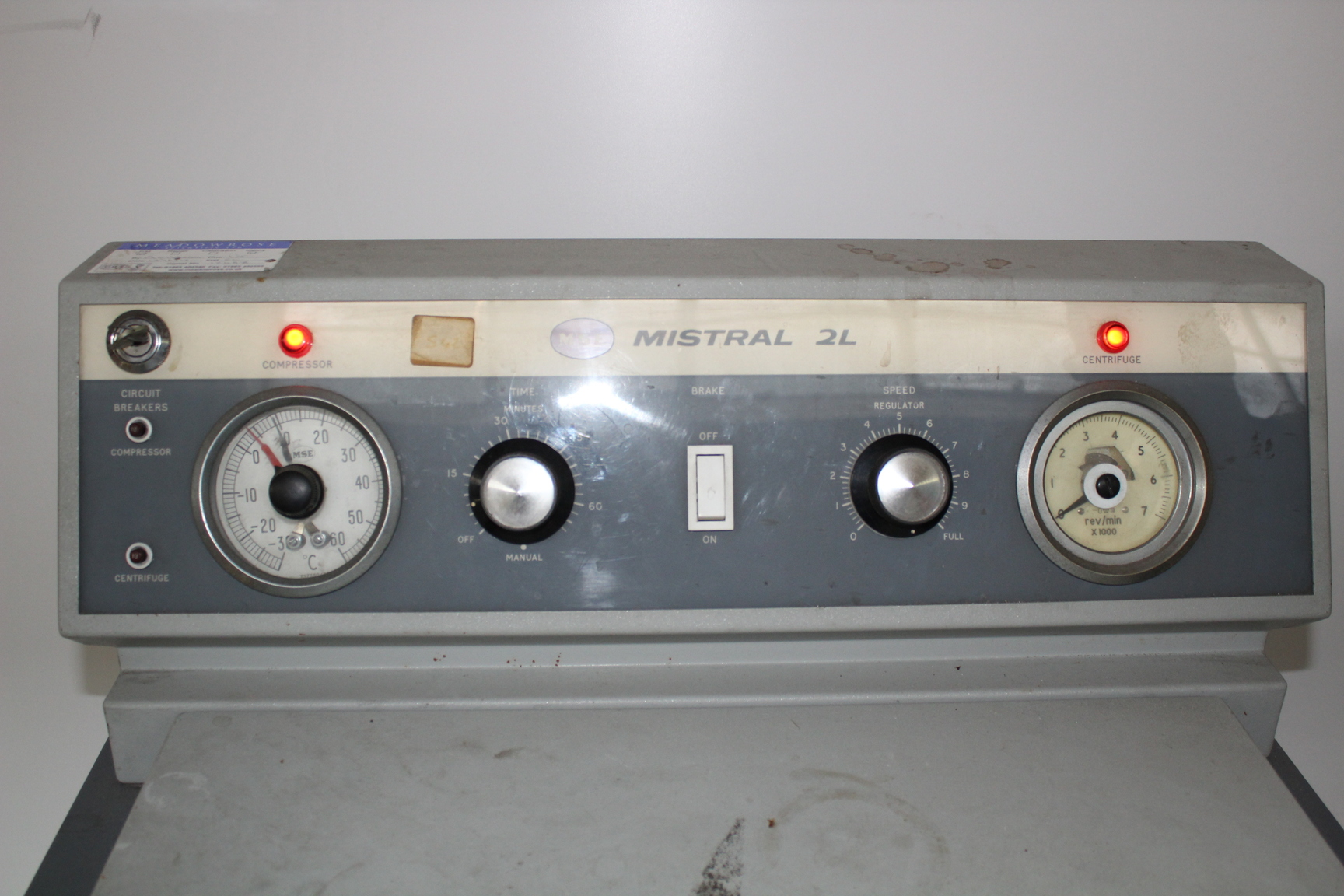 Image of Mistral 2L Floor Centrifuge