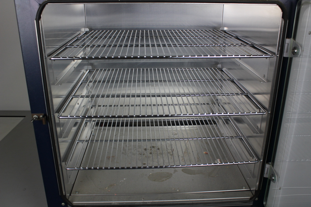 Image of Economy Incubator Size 2