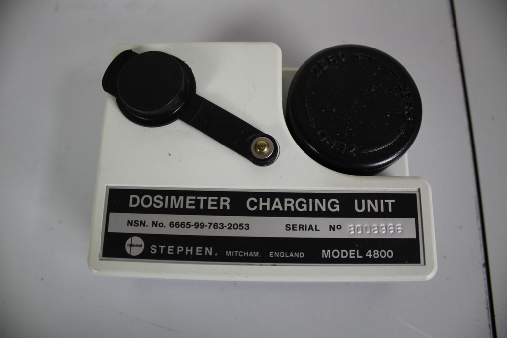 Image of Dosimeter Charging Unit x 6 & 26 Quartz Fibre Dosimeters