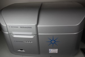 Thumbnail image of Microarray Scanner G2505c w/ Computer and Software