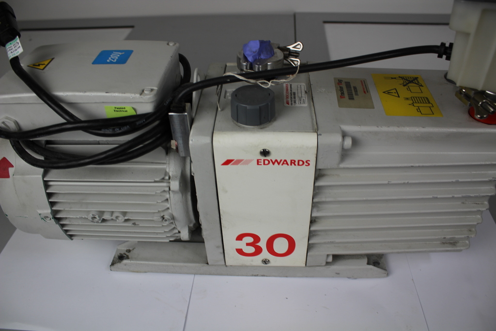 Image of E2M30 Two Stage Rotary Vane Vacuum Pump w/ Oil Mist Filter EMF 20