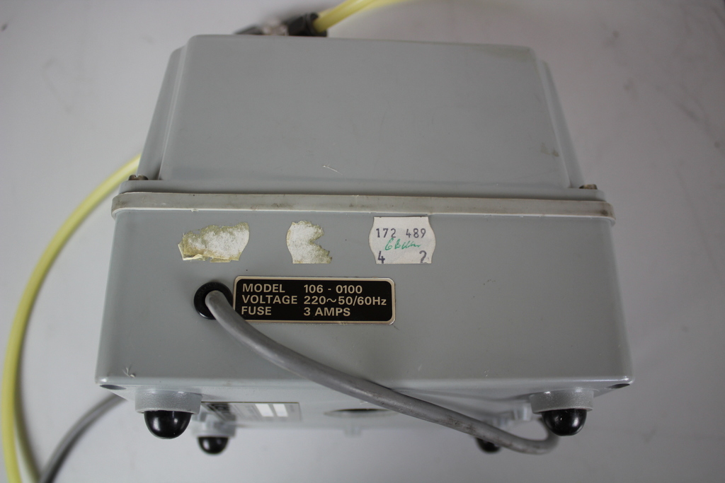 Closed Loop Calibration System Model 106 220 Volt 50/60Hz 3 amp