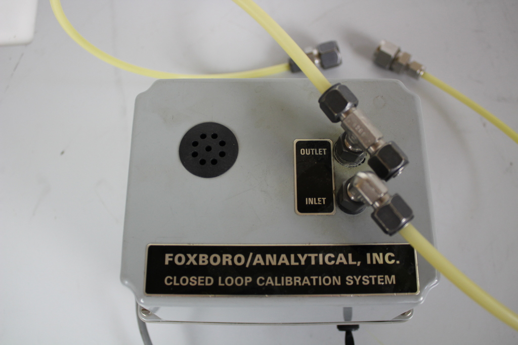 Image of Closed Loop Calibration System Model 106 220 Volt 50/60Hz 3 amp