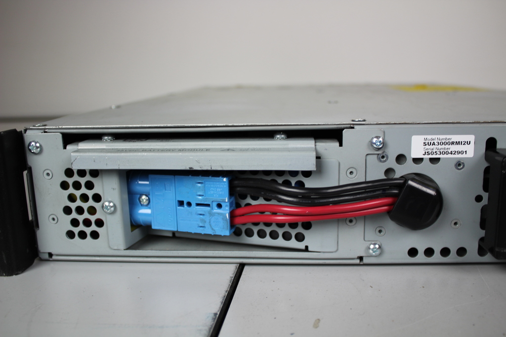 Image of Pair of Faulty UPS Model SUA3000RMI2U - No Battery Power