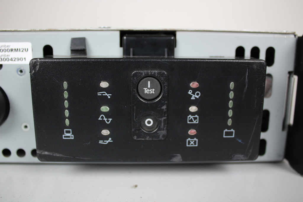 Image of Pair of Faulty UPS Model SUA3000RMI2U - No Battery Power