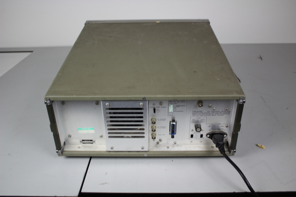 Image of 4140B pA Meter/DC Voltage Source w/ Manual