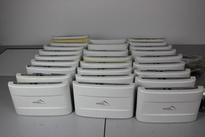 Thumbnail image of of 27 x Meru Networks AP300 Dual Radio Access Points plus Mounting Plates