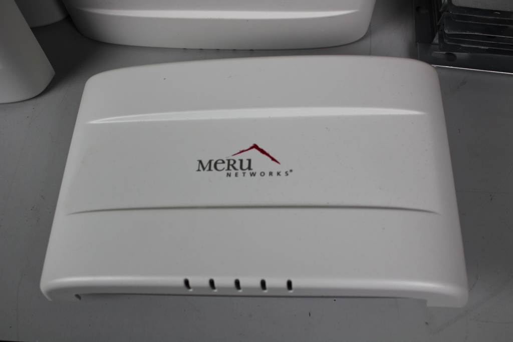 Image of of 27 x Meru Networks AP300 Dual Radio Access Points plus Mounting Plates