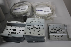Thumbnail image of of 27 x Meru Networks AP300 Dual Radio Access Points plus Mounting Plates