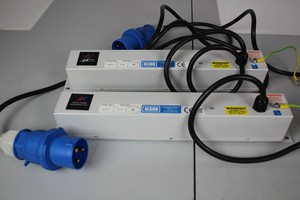 Thumbnail image of 2 x Olson PDU 19" inch Rack Power Distribution Unit 3 Phase 6 plug sockets