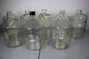 Thumbnail image of of Laboratory Glass Pyrex Jars 8 x 20L, 5 x 10L, 3 x 5L