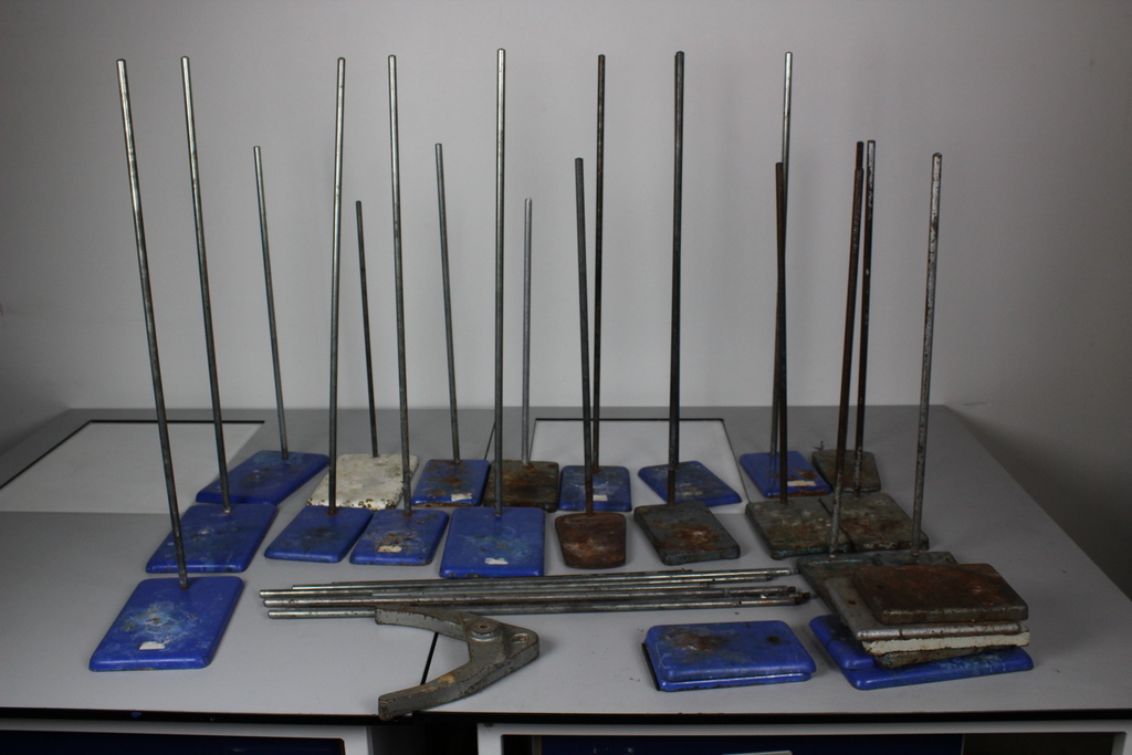 Image of 27 x Laboratory Clamp Stands w/ extra rod lengths