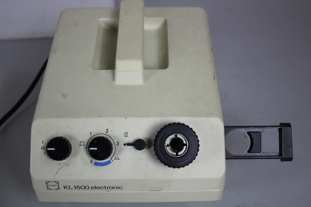 Image of KL 1500 Electronic Light Source  Illuminator Laboratory Lab