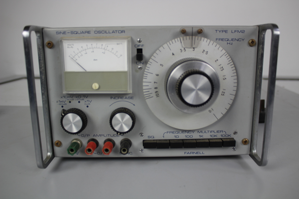 Image of LFM 2  Sine Square Oscillator Laboratory Lab Electrical Engineering