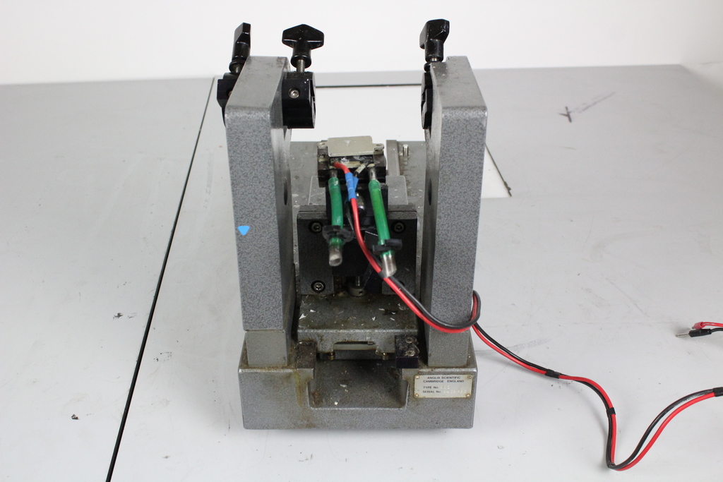 Image of Sledge Microtome with Blade Holder