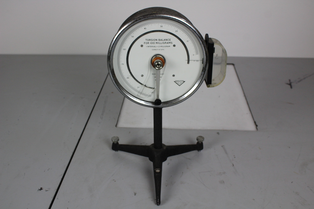 Image of Vintage Torsion Balance for 100 Milligrams Electrical Engineering