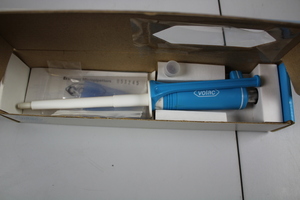 Thumbnail image of 6 x Volac Micropipettes 1 x Labsystems Finnpipette Digital new Pipettes Lab