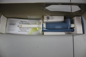 Thumbnail image of 6 x Volac Micropipettes 1 x Labsystems Finnpipette Digital new Pipettes Lab