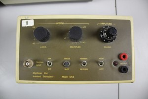 Thumbnail image of 4 x Digitimer DS2 1 x DS2A Isolated Voltage Stimulators Electrophysiology Lab 