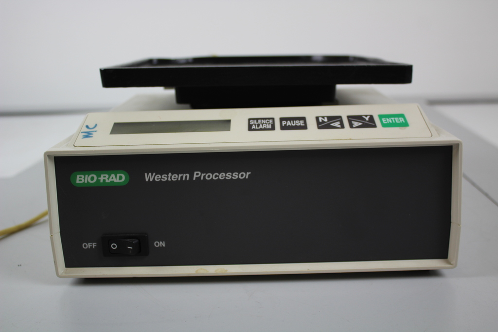 Bio-Rad Western Processor Blot Development Apparatus
