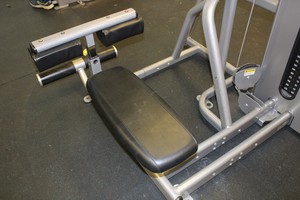 Thumbnail image of Cybex Lat/Row Machine VR1