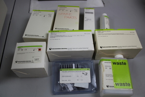 Thumbnail image of Instrumentation Laboratory 682 CO-Oximeter + Manual + box of accessories