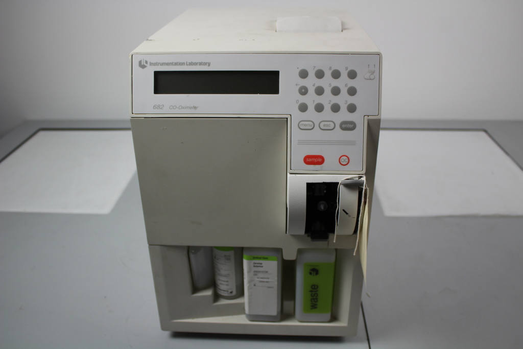 Image of Instrumentation Laboratory 682 CO-Oximeter + Manual + box of accessories