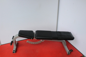 Thumbnail image of Cybex Incline / Flat Adjustable Bench -10 to 80 degrees 5437-90 Gym Commercial