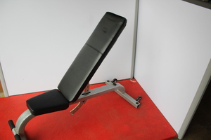 Thumbnail image of Cybex Incline / Flat Adjustable Bench -10 to 80 degrees 5437-90 Gym Commercial