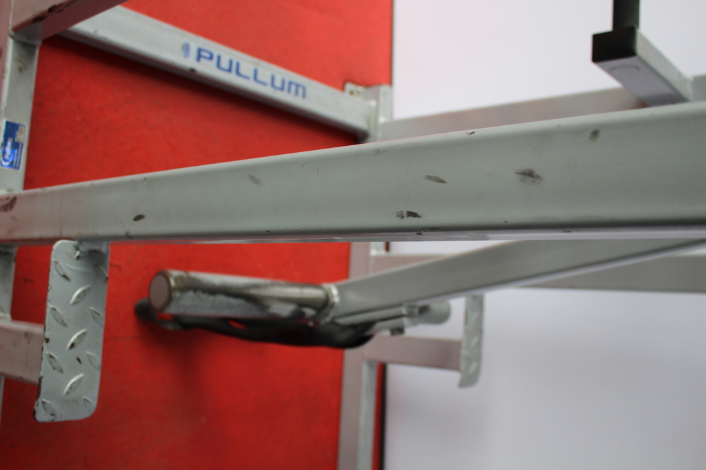 Image of Pullum Pro-B Reverse Hyperextension Bench