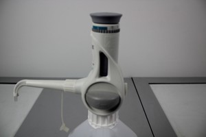 Thumbnail image of Hirschmann Laborgerate Ceramus bottle top dispenser + 5 litre Container Lab